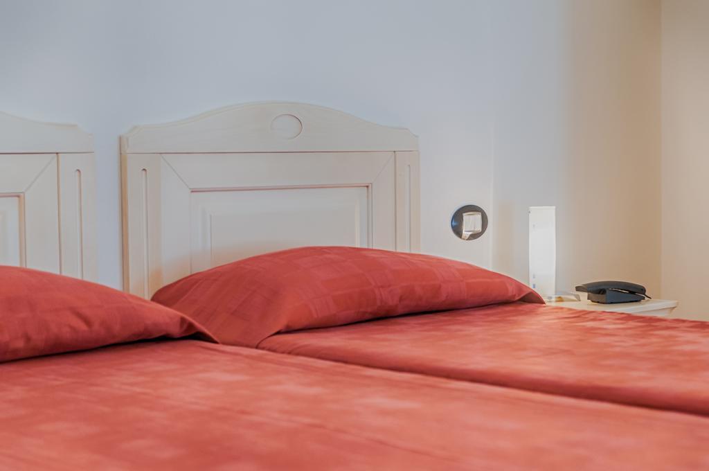 Hotel Ristorante Il Vascello Costa Rei Pokoj fotografie