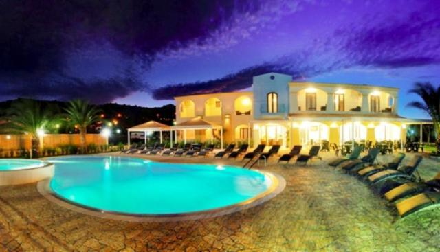 Hotel Ristorante Il Vascello Costa Rei Exteriér fotografie