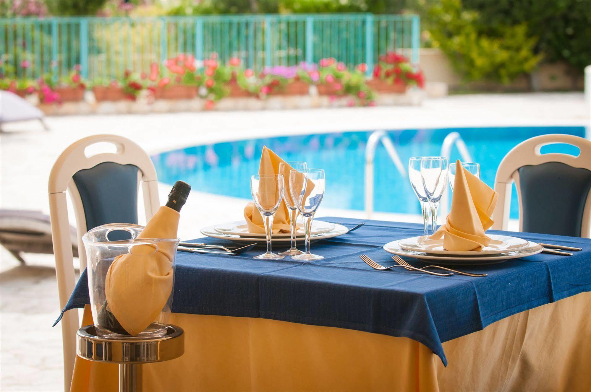 Hotel Ristorante Il Vascello Costa Rei Exteriér fotografie